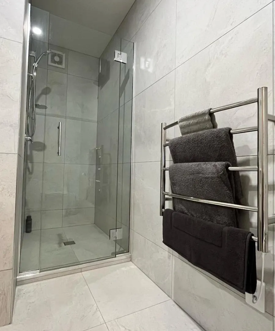 Holiday home Cbd Luxury 2 Bedroom Retreat Christchurch